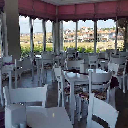 Cunda Efsane ホテル *