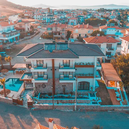 ホテル Cunda Efsane