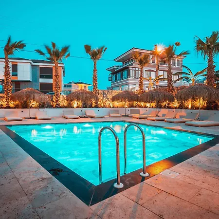 ホテル Cunda Efsane Ayvalı