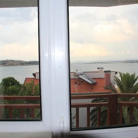 ホテル Cunda Efsane Ayvalı