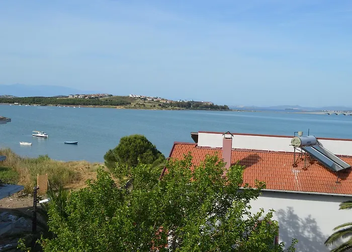 Cunda Efsane Ayvalı