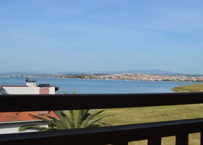 Szálloda Cunda Efsane *